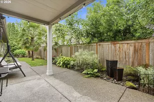 910 NW Hertel St, Hillsboro, OR 97124 - Photo 46