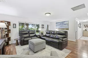 910 NW Hertel St, Hillsboro, OR 97124 - Photo 20
