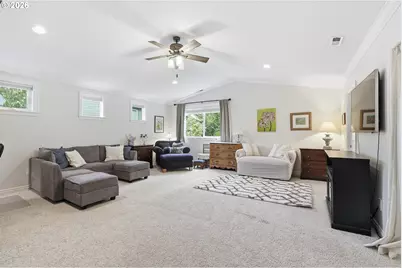 910 NW Hertel St, Hillsboro, OR 97124 - Photo 36