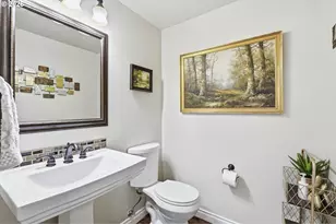 910 NW Hertel St, Hillsboro, OR 97124 - Photo 24