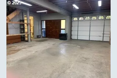 5979 Willis Creek Rd, Winston, OR 97496 - Photo 32