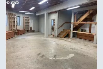 5979 Willis Creek Rd, Winston, OR 97496 - Photo 30