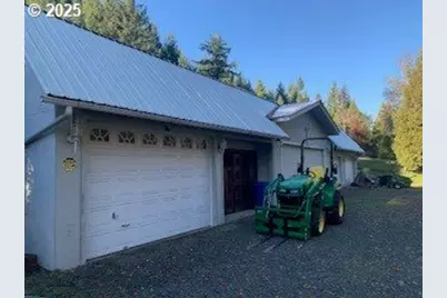 5979 Willis Creek Rd, Winston, OR 97496 - Photo 24