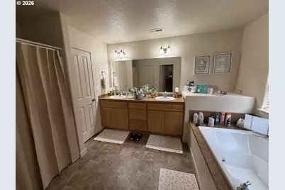 7700 NE 54th Ave, Vancouver, WA 98661 - Photo 16