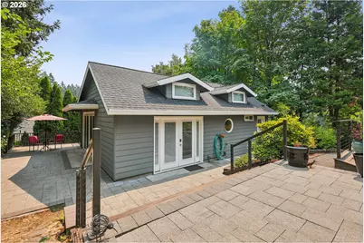 1638 SW Upland Dr, Portland, OR 97221 - Photo 14
