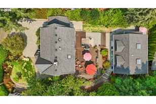 1638 SW Upland Dr, Portland, OR 97221 - Photo 2