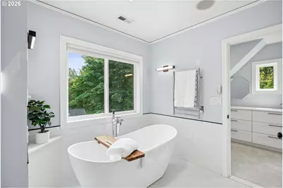 1638 SW Upland Dr, Portland, OR 97221 - Photo 28