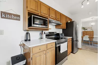 1841 Umpqua Rd, Woodburn, OR 97071 - Photo 16