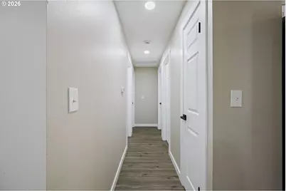 4716 NE 112th Ave, Portland, OR 97220 - Photo 10