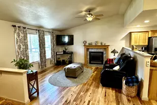 1712 Broadway St, Baker City, OR 97814 - Photo 4