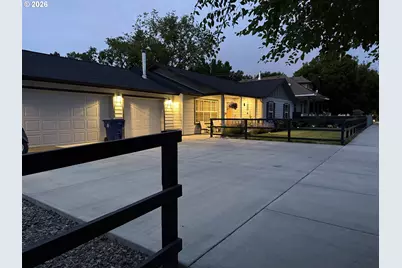 1712 Broadway St, Baker City, OR 97814 - Photo 24