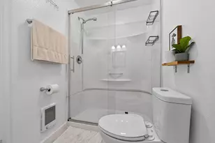 2230 Cleveland St, Eugene, OR 97405 - Photo 24