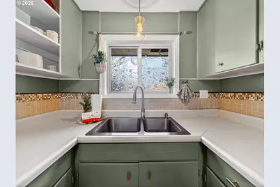 2230 Cleveland St, Eugene, OR 97405 - Photo 18