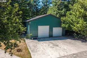 87428 McTimmons Ln, Bandon, OR 97411 - Photo 4