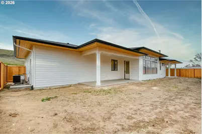 904 SW 43rd St, Pendleton, OR 97801 - Photo 40