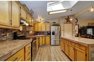 1805 NE 94th St, Vancouver, WA 98665 - Photo 16
