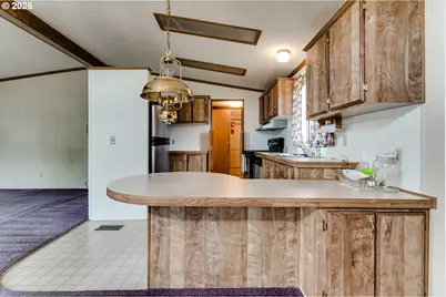 88756 Sprague St, Elmira, OR 97437 - Photo 10