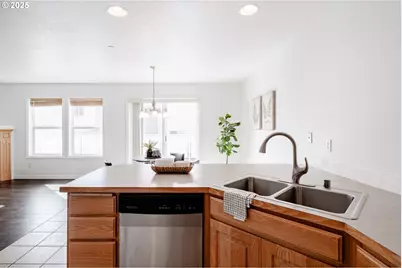 5700 NE 82nd Ave, Vancouver, WA 98662 - Photo 12