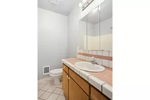 1205 N Main Ave, White Salmon, WA 98672 - Photo 8