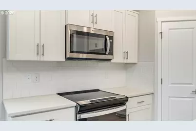 2628 Landau St SE, Salem, OR 97306 - Photo 12