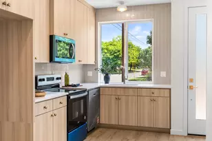 4891 NE Cesar E Chavez Blvd, Portland, OR 97211 - Photo 4