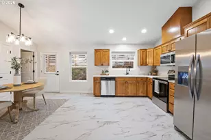 1580 8th St, Astoria, OR 97103 - Photo 16