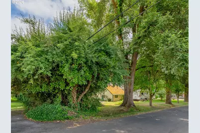 6611 NE Chestnut St, Hillsboro, OR 97124 - Photo 18