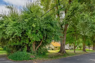6611 NE Chestnut St, Hillsboro, OR 97124 - Photo 18