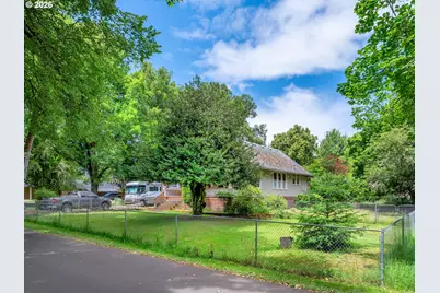 6611 NE Chestnut St, Hillsboro, OR 97124 - Photo 14