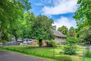 6611 NE Chestnut St, Hillsboro, OR 97124 - Photo 14