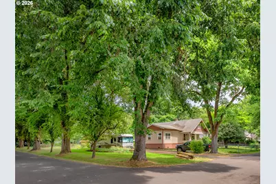 6611 NE Chestnut St, Hillsboro, OR 97124 - Photo 12