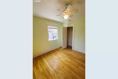 274 S 8th St, Saint Helens, OR 97051 - Photo 10