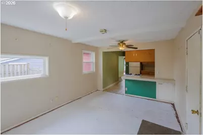 274 S 8th St, Saint Helens, OR 97051 - Photo 14