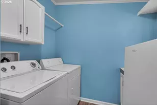 12450 SW Fischer Rd, Portland, OR 97224 - Photo 22