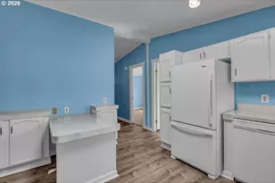12450 SW Fischer Rd, Portland, OR 97224 - Photo 12