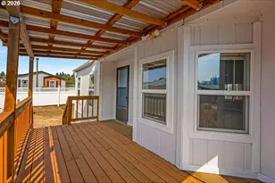 12450 SW Fischer Rd, Portland, OR 97224 - Photo 4