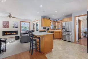 573 NW 54th Ct, Newport, OR 97365 - Photo 10