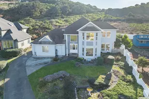 573 NW 54th Ct, Newport, OR 97365 - Photo 32