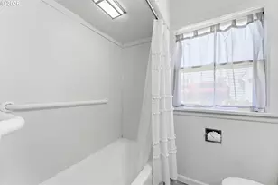 1709 NE Dallas St, Camas, WA 98607 - Photo 8