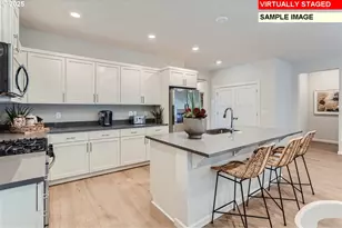 16657 SW Everton St, Tigard, OR 97224 - Photo 4