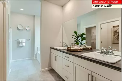 16657 SW Everton St, Tigard, OR 97224 - Photo 10