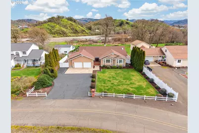 269 Bailey Dr, Roseburg, OR 97471 - Photo 46