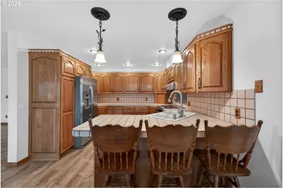 269 Bailey Dr, Roseburg, OR 97471 - Photo 10