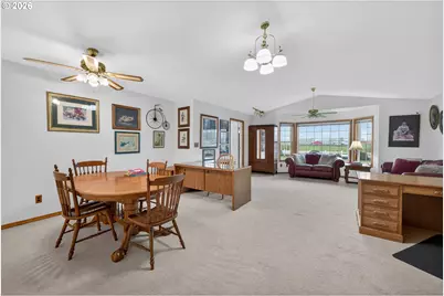 269 Bailey Dr, Roseburg, OR 97471 - Photo 14