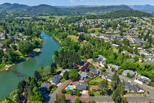 1308 NW Garden St, Roseburg, OR 97471 - Photo 46