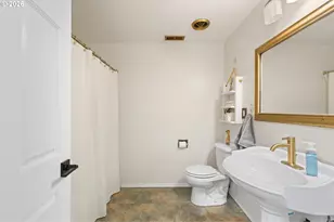 1308 NW Garden St, Roseburg, OR 97471 - Photo 30