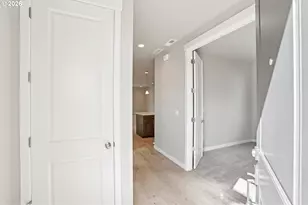 1557 N Millican Creek St, Lafayette, OR 97127 - Photo 4