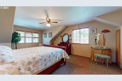 545 Hassett St, Brookings, OR 97415 - Photo 20