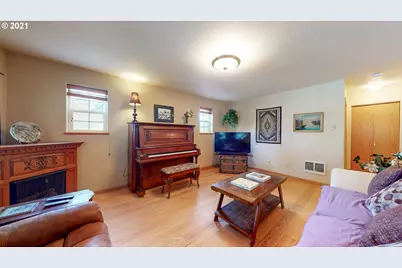 545 Hassett St, Brookings, OR 97415 - Photo 4