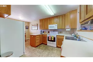 545 Hassett St, Brookings, OR 97415 - Photo 8